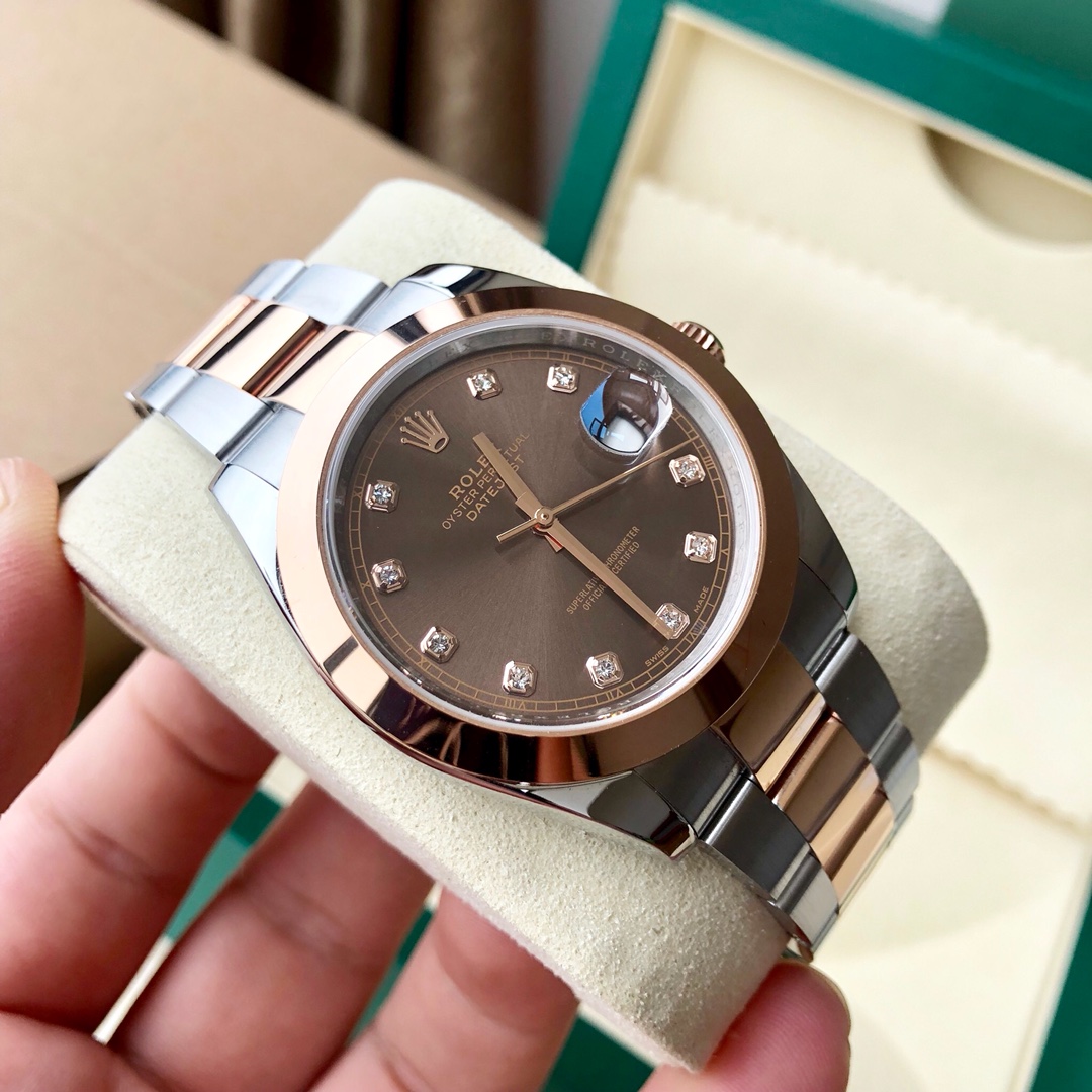 5549E649-7582-17F3-6A8A-631E008B5114.jpg