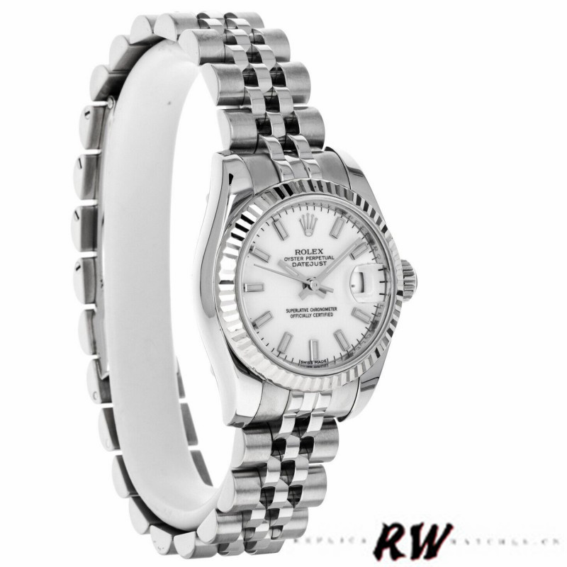 9EF3B4CD-B567-619D-120B-2DD97F0B0886.jpg