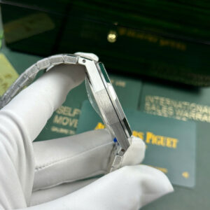 Audemars-Piguet-Royal-Oak-15454BC-Frosted-Gold-Black-Dial-6-300×300-1.jpg