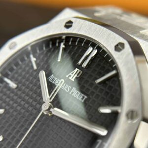 Audemars-Piguet-Royal-Oak-15500ST-Black-Dial-4-300×300-1.jpg