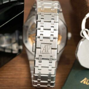 Audemars-Piguet-Royal-Oak-15500ST-Blue-Dial-11-300×300-1.jpg