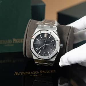 Audemars-Piguet-Royal-Oak-15510ST-Black-Dial-50th-Anniversary-4-scaled-300×300-1.jpg