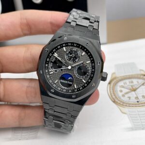 Audemars-Piguet-Royal-Oak-26579CE-Grey-Dial-3-300×300-1.jpg