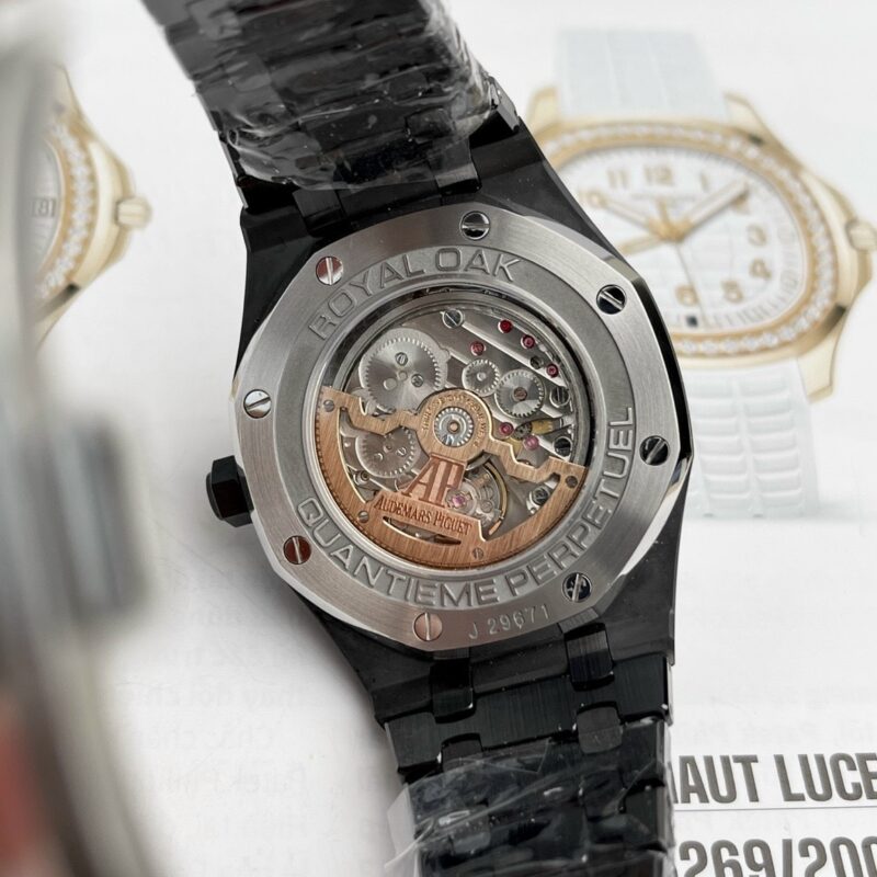 Audemars-Piguet-Royal-Oak-26579CE-Grey-Dial-8-800×800-1.jpg
