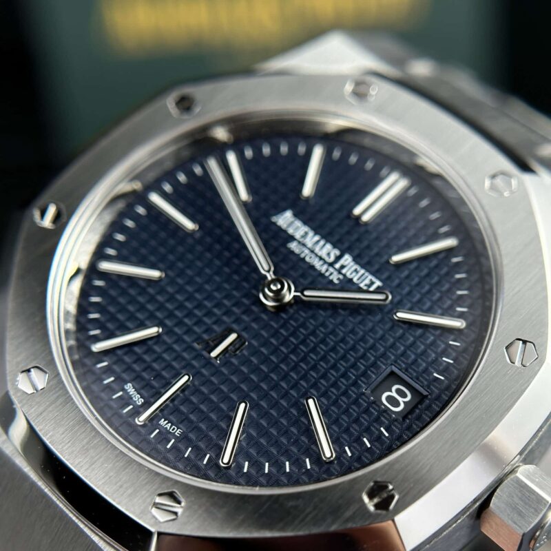 Audemars-Piguet-Royal-Oak-Jumbo-Extra-thin-16202ST-Blue-Dial-4-800×800-1.jpg