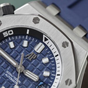 Audemars-Piguet-Royal-Oak-Offshore-Diver-15720ST-Blue-Dial-Rubber-4-300×300-1.jpg
