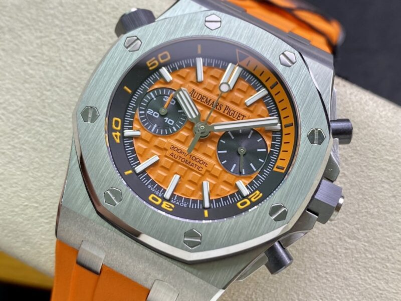 Audemars-Piguet-Royal-Oak-Offshore-Diver-Chronograph-26703ST-Orange-Dial-3-800×601-1.jpg