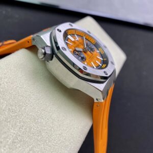 Audemars-Piguet-Royal-Oak-Offshore-Diver-Chronograph-26703ST-Orange-Dial-4-300×300-1.jpg