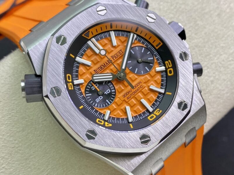 Audemars-Piguet-Royal-Oak-Offshore-Diver-Chronograph-26703ST-Orange-Dial-800×601-1.jpg