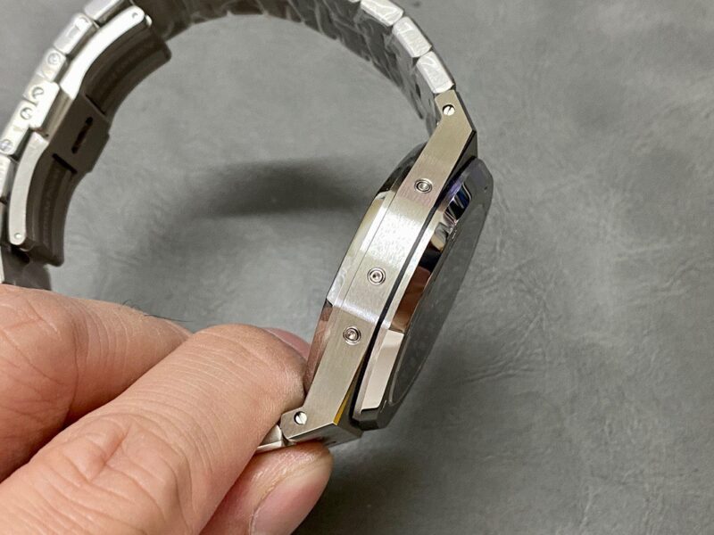 Audemars-Piguet-Royal-Oak-Perpetual-Calendar-26574ST-Grey-Dial-5-800×600-1.jpg