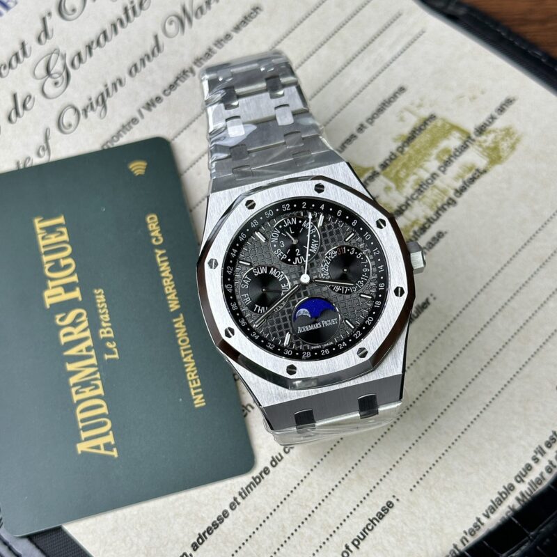 Audemars-Piguet-Royal-Oak-Perpetual-Calendar-26574ST-Mat-So-Den-2-800×800-1.jpg